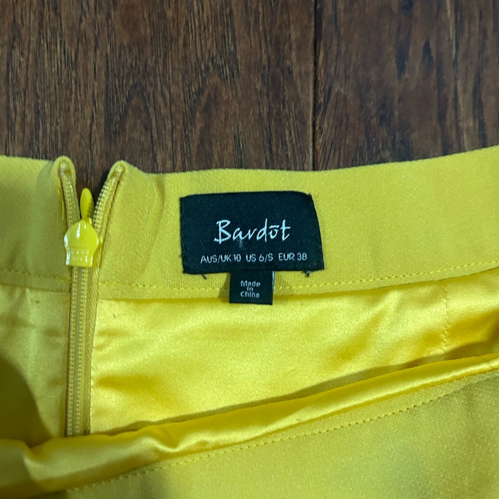 Bardot Yellow Ruffle Skort - Picture 3 of 4